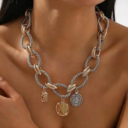 🎀Bohemian Two-Tone Twisted Chain Necklace – Three Vintage-Style Charms