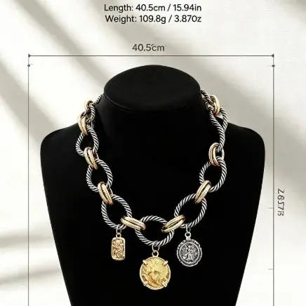 🎀Bohemian Two-Tone Twisted Chain Necklace – Three Vintage-Style Charms